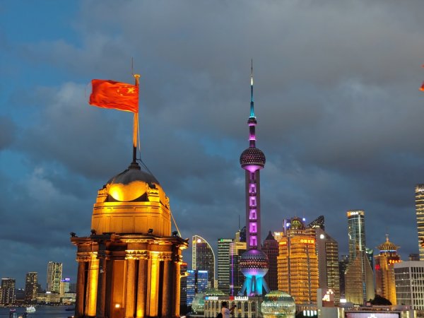 途乐证券 多渠道解决商事纠纷，“东方一枝花”常开常新 | 新民述评